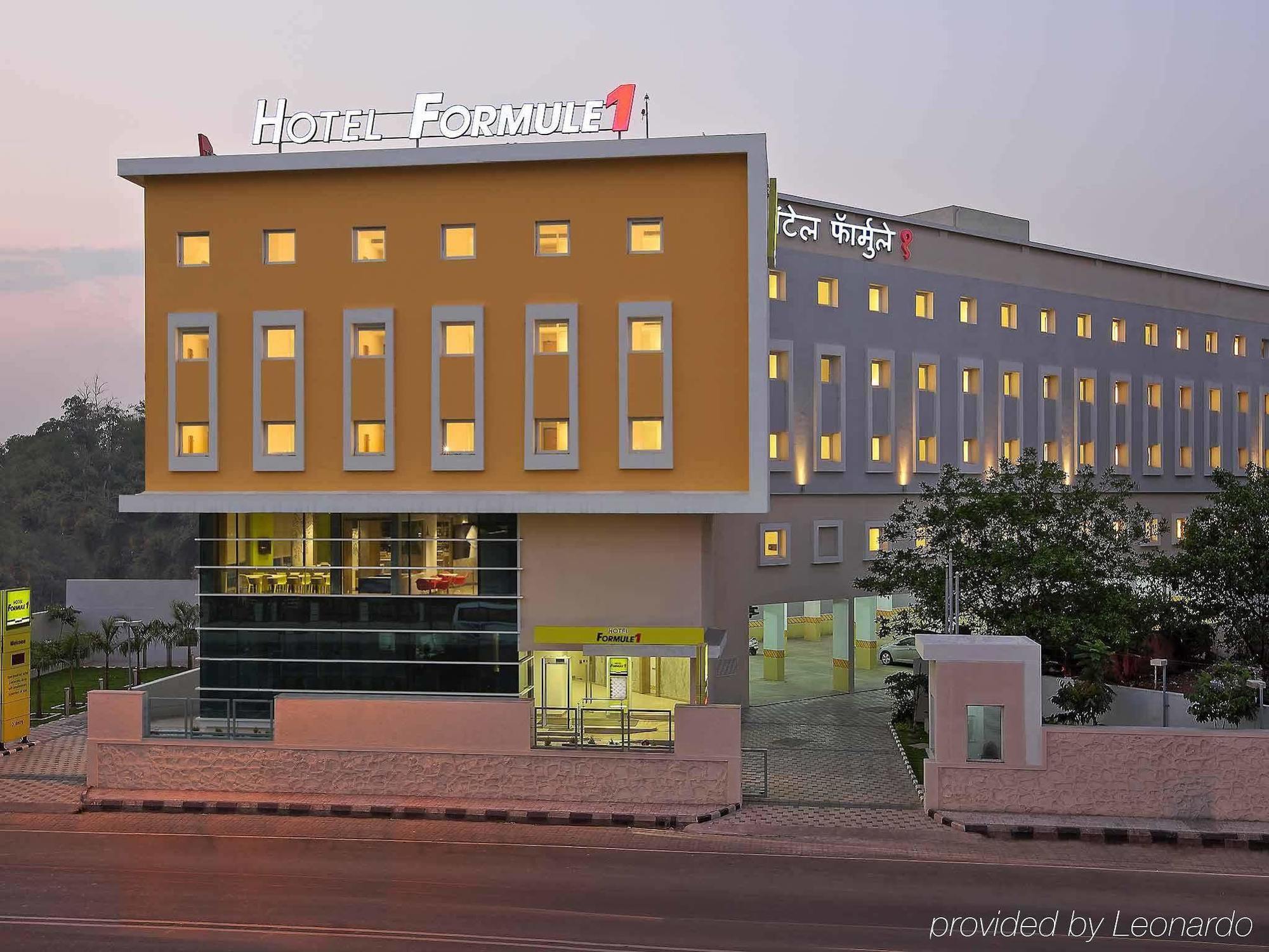 Holiday Inn Express Pune Pimpri By Ihg Екстериор снимка