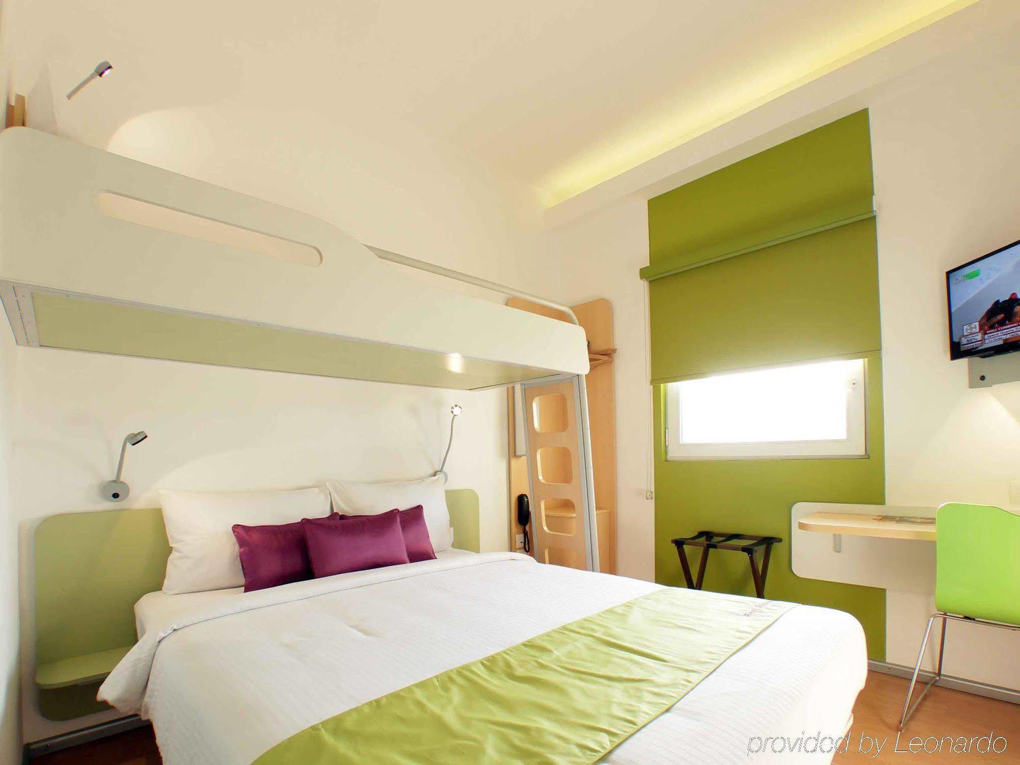 Holiday Inn Express Pune Pimpri By Ihg Екстериор снимка